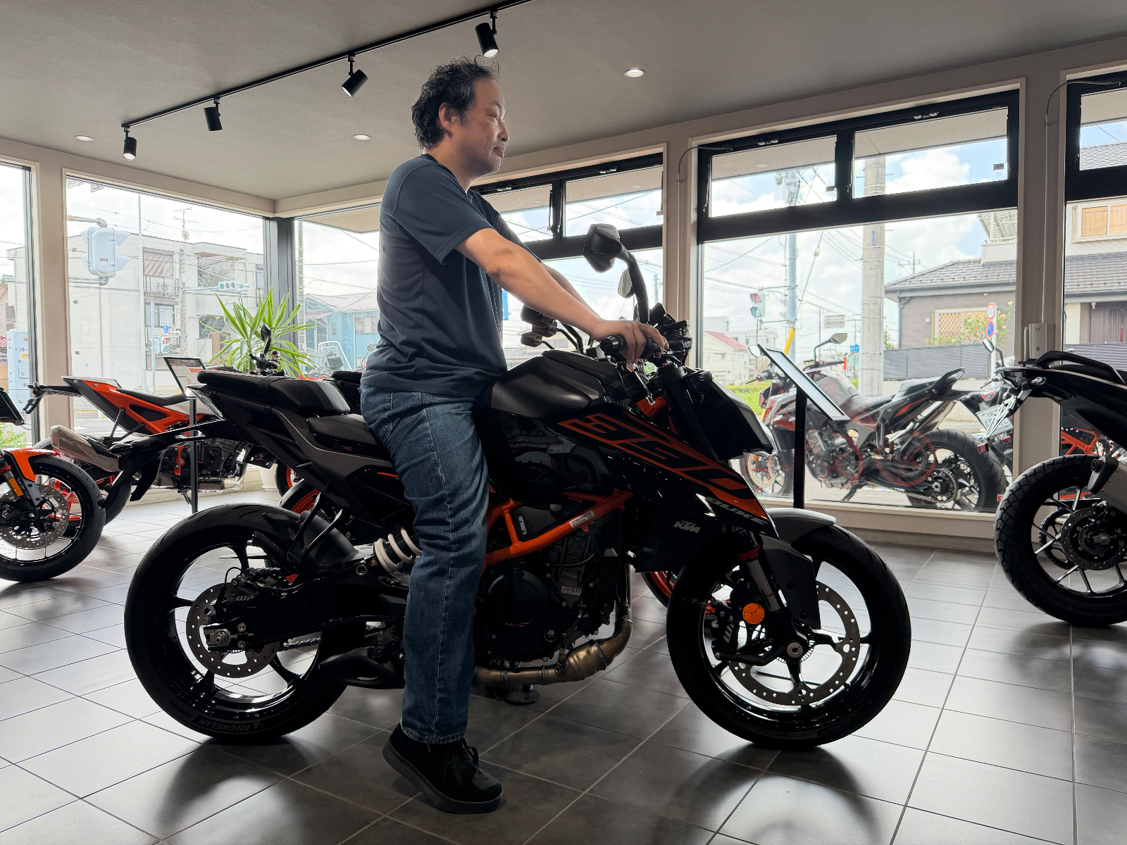 KTM 390 Duke の写真